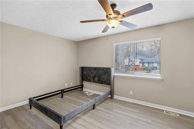 2082 Marble Arch, Decatur, GA 30035