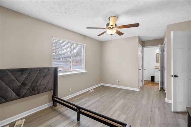 2082 Marble Arch, Decatur, GA 30035