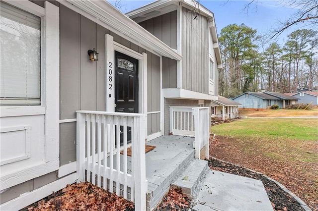 2082 Marble Arch, Decatur, GA 30035