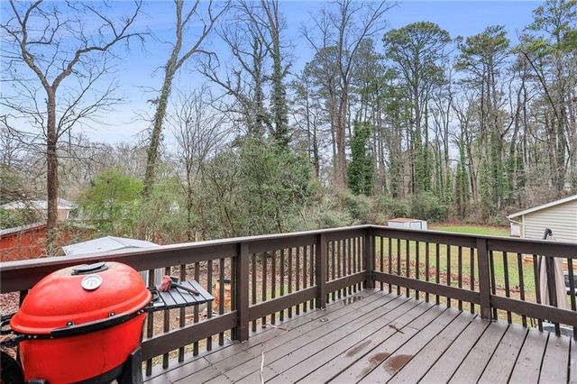 2082 Marble Arch, Decatur, GA 30035