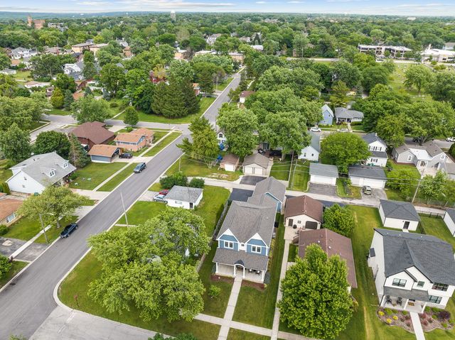 997 Florence Street, Lemont, IL 60439