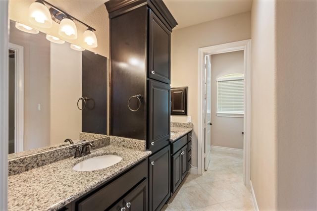 5019 Preserve Park Drive, Spring, TX 77389