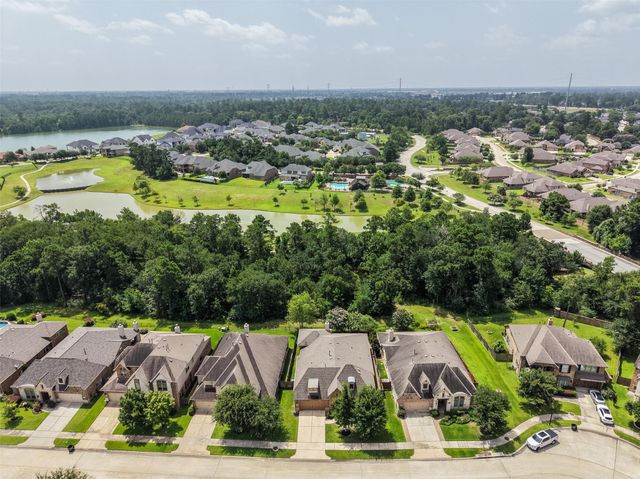 5019 Preserve Park Drive, Spring, TX 77389