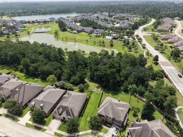 5019 Preserve Park Drive, Spring, TX 77389