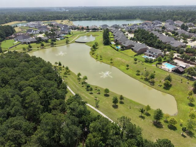 5019 Preserve Park Drive, Spring, TX 77389