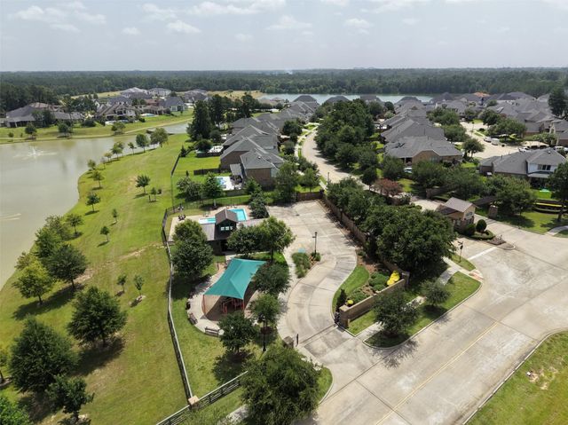 5019 Preserve Park Drive, Spring, TX 77389