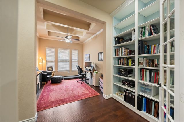 5019 Preserve Park Drive, Spring, TX 77389