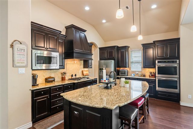 5019 Preserve Park Drive, Spring, TX 77389