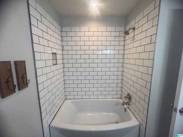 5036 RED OAK DRIVE, Oxford, AL 36203