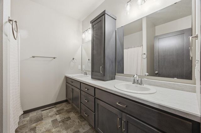 4540 18th Street S, Moorhead, MN 56560