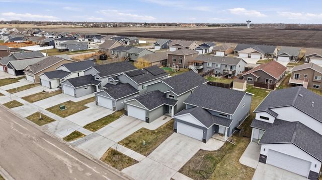 4540 18th Street S, Moorhead, MN 56560
