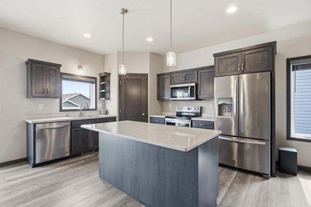 4540 18th Street S, Moorhead, MN 56560