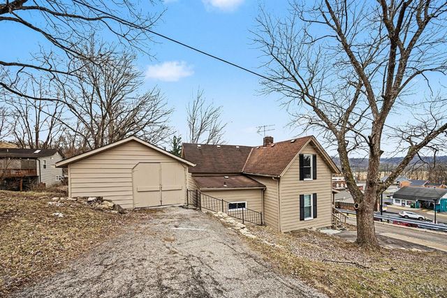 22 Skidmore Street, Cleves, OH 45002