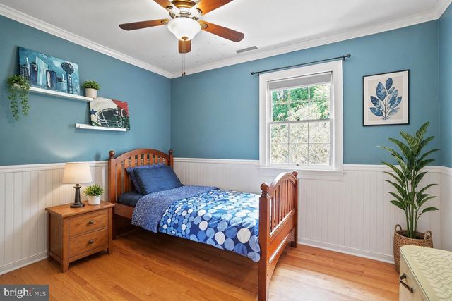 301 GREENWOOD DR, Fredericksburg, VA 22405