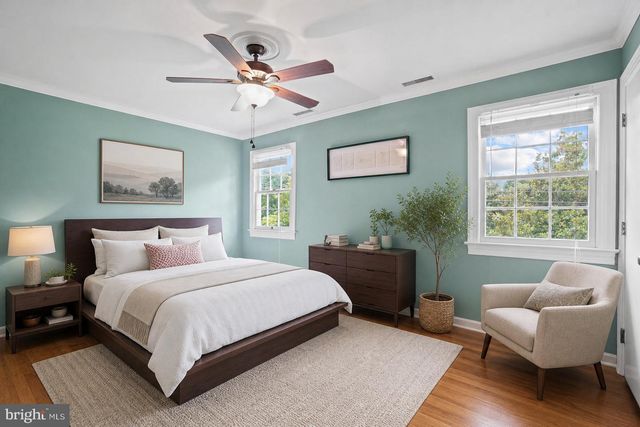 301 GREENWOOD DR, Fredericksburg, VA 22405