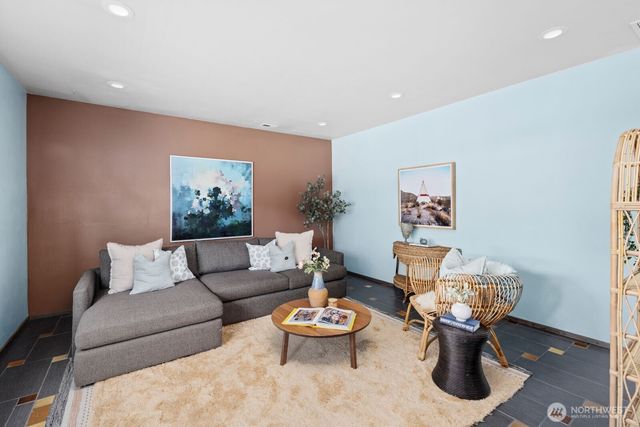 2119 Aberdeen Avenue NE, Renton, WA 98056