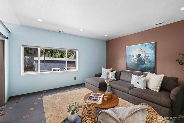 2119 Aberdeen Avenue NE, Renton, WA 98056
