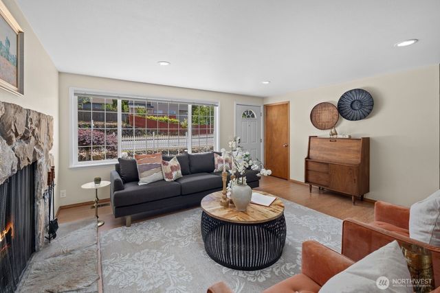 2119 Aberdeen Avenue NE, Renton, WA 98056