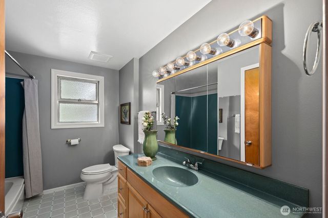 2119 Aberdeen Avenue NE, Renton, WA 98056