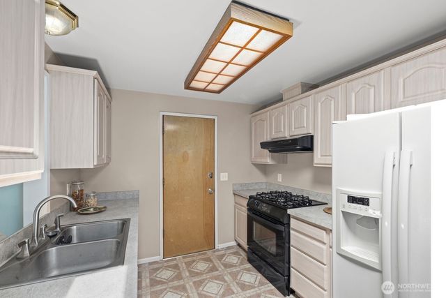 2119 Aberdeen Avenue NE, Renton, WA 98056