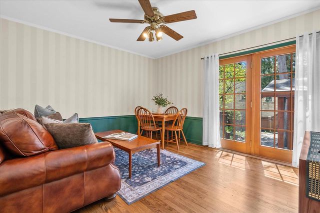 7015 Milwaukee River PARKWAY, Glendale, WI 53209