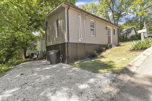 223 4th Ave, E, Springfield, TN 37172