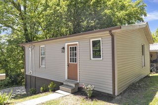 223 4th Ave, E, Springfield, TN 37172