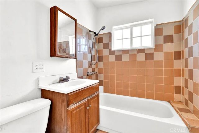 4748 Dozier Street, East Los Angeles, CA 90022