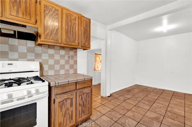 4748 Dozier Street, East Los Angeles, CA 90022