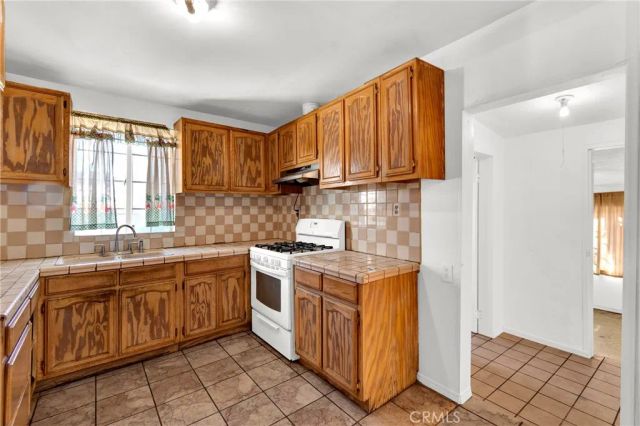 4748 Dozier Street, East Los Angeles, CA 90022