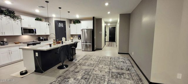 16052 W HONEYSUCKLE Drive, Surprise, AZ 85387