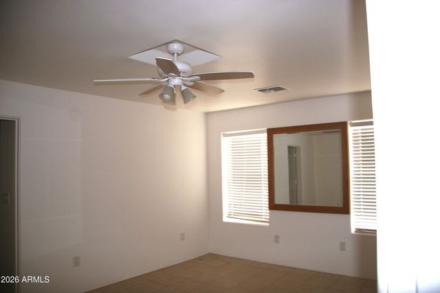 16052 W HONEYSUCKLE Drive, Surprise, AZ 85387