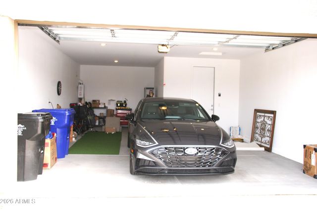 16052 W HONEYSUCKLE Drive, Surprise, AZ 85387