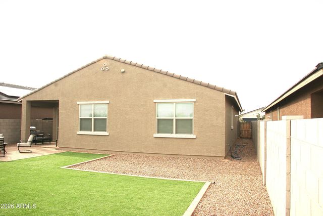 16052 W HONEYSUCKLE Drive, Surprise, AZ 85387
