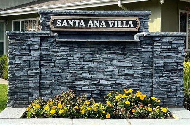2236 Peach Avenue # 4, Clovis, CA 93612