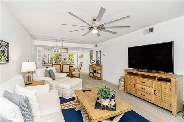 3001 Sandpiper Bay Circle, Naples, FL 34112