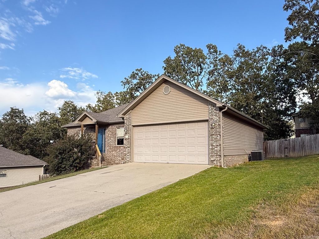 27 Highplains Drive, Cabot, AR 72023