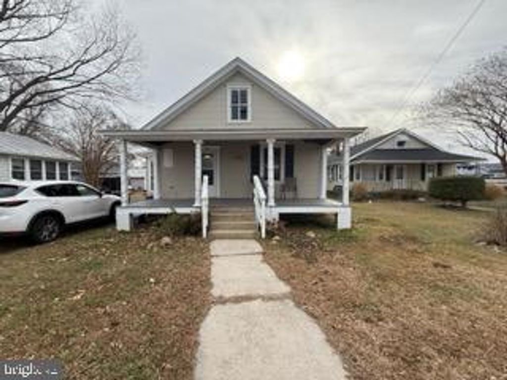 524 LAFAYETTE ST, Colonial Beach, VA 22443