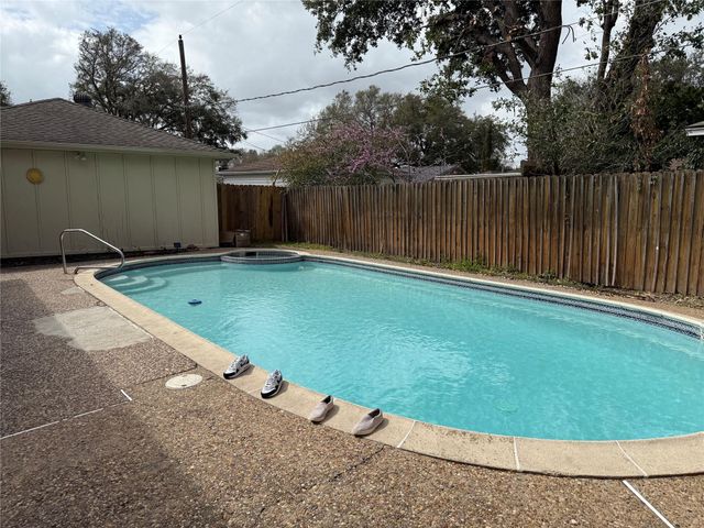 8506 Concho Street, Houston, TX 77036