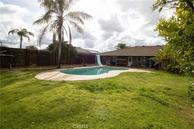 3612 Christmas Tree Lane, Bakersfield, CA 93306