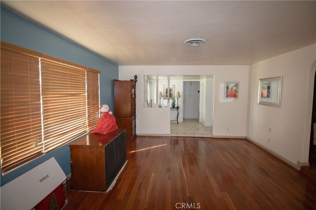 3612 Christmas Tree Lane, Bakersfield, CA 93306