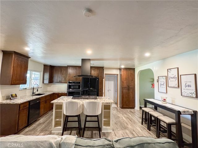3612 Christmas Tree Lane, Bakersfield, CA 93306