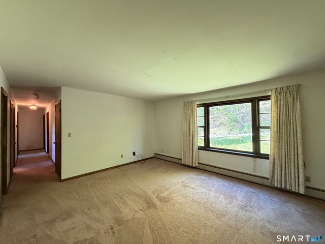 15 Bear Mountain Road, Danbury, CT 06811