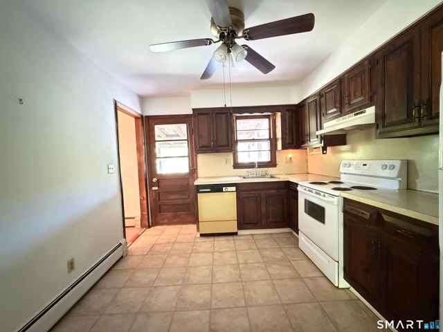 15 Bear Mountain Road, Danbury, CT 06811