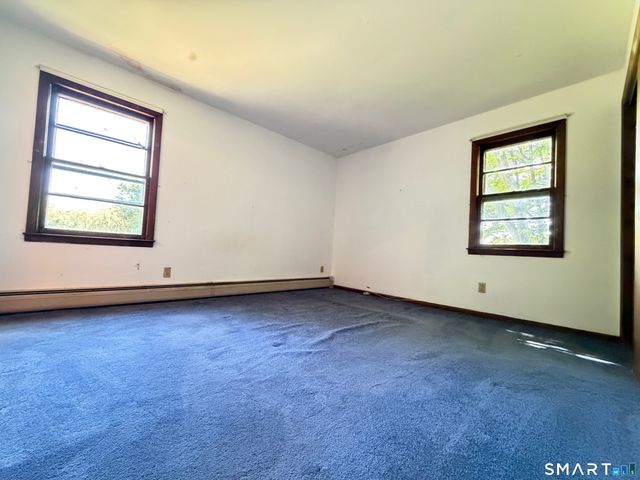 15 Bear Mountain Road, Danbury, CT 06811