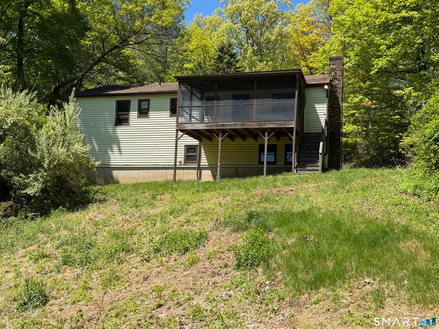 15 Bear Mountain Road, Danbury, CT 06811