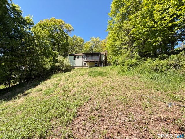 15 Bear Mountain Road, Danbury, CT 06811