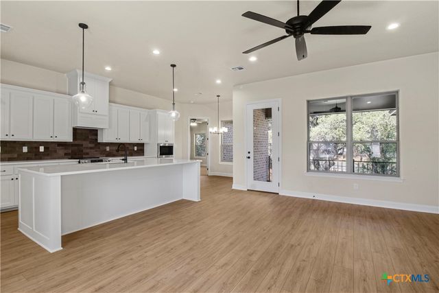 1212 Madyson Lane, Salado, TX 76571