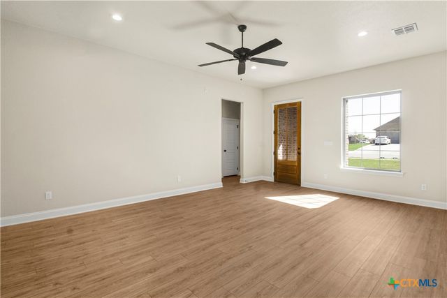 1212 Madyson Lane, Salado, TX 76571