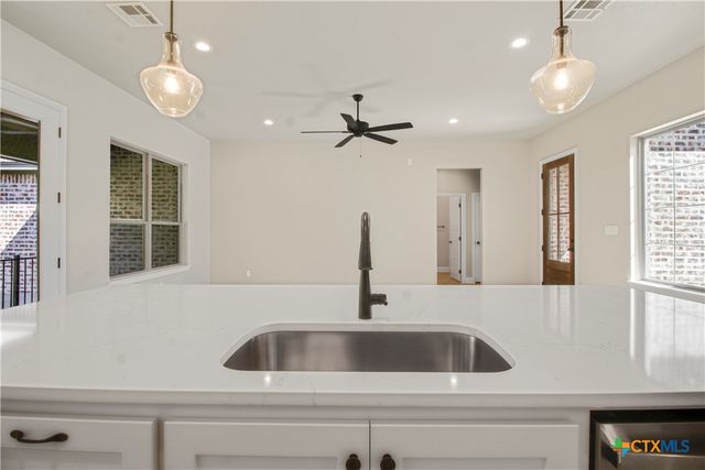 1212 Madyson Lane, Salado, TX 76571